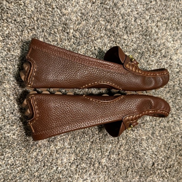 Women’s Coach Crosby Turnlock Driver Size 8B
Slip on - Picture 7 of 8